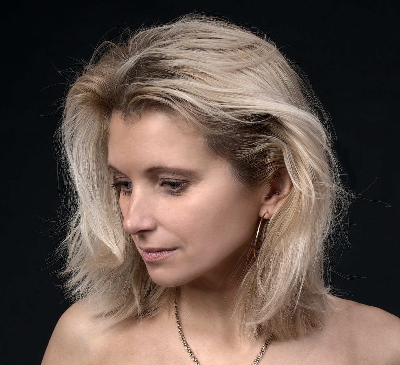 ハリ・コシ・ツヤのある髪へ!芦屋の鍼灸で理想のヘアスタイルを