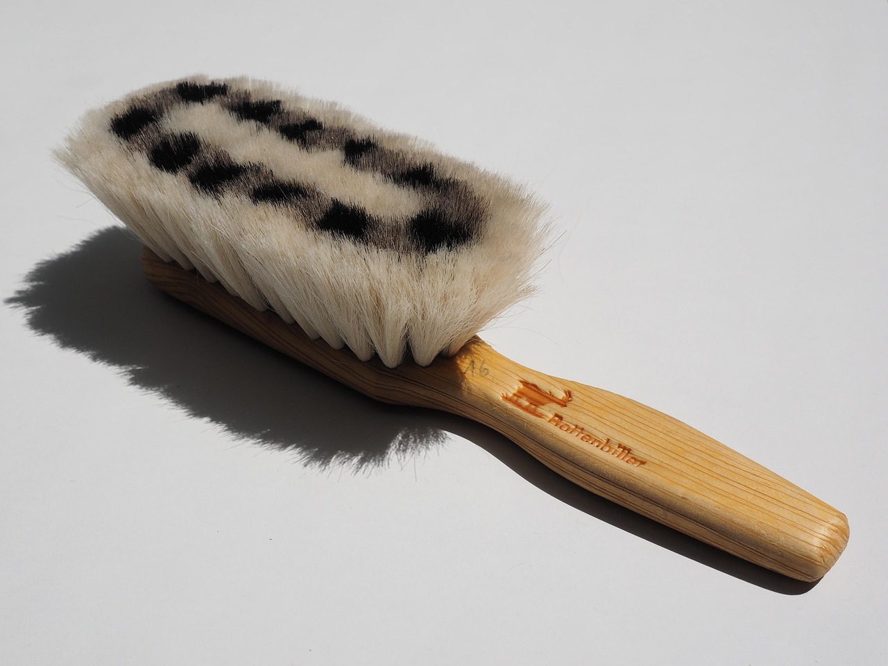 芦屋で叶える、女性のための発毛ケア：美容鍼灸で scalp health と hair volume を向上