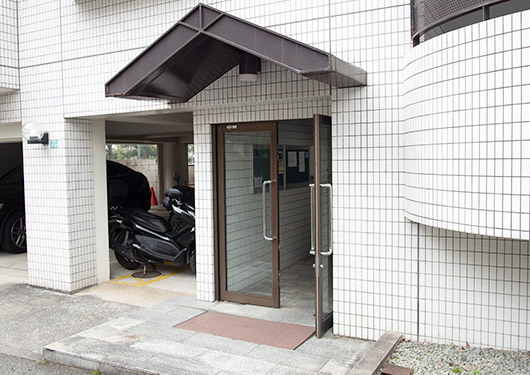 ストレス性薄毛と鍼灸｜自律神経を整えて抜け毛を根本から改善する方法